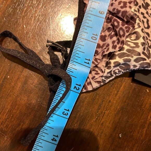 Women’s leopard Chaser print Animal Bikini bottoms NWT medium - Picture 6 of 7